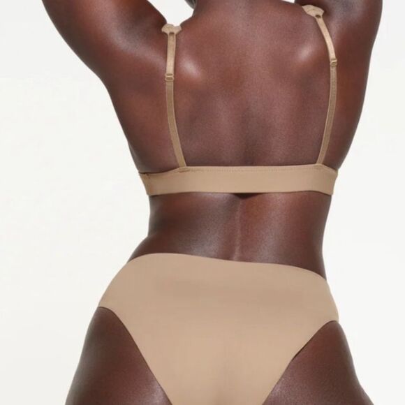 Skims Dessert Signature Plunge Logo Bikini Swim Top Size 3XL - Picture 2 of 6